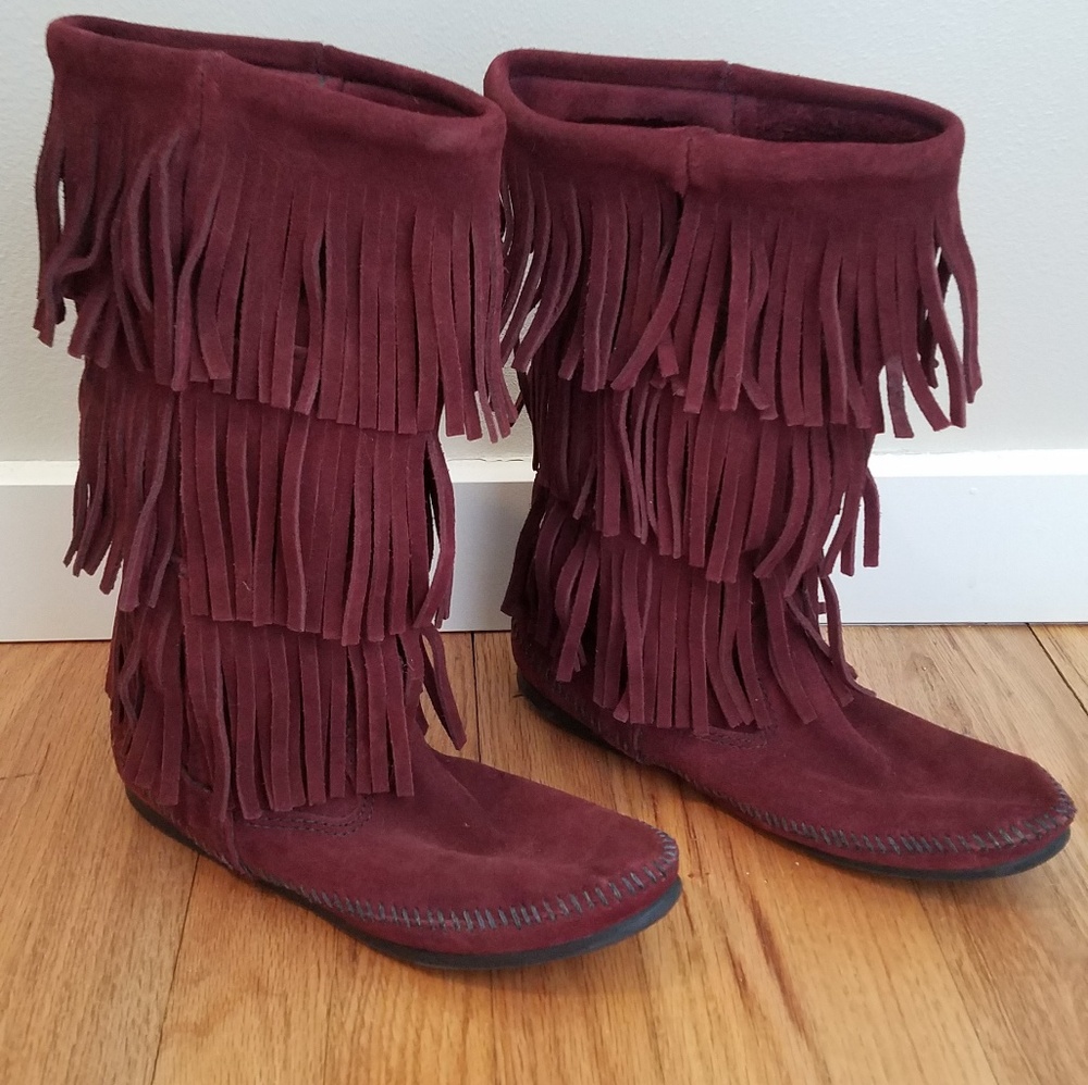 Minnetonka 3-layer Fringe Boots